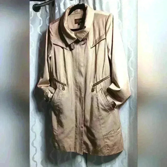 Cole Haan Trench Coat. Ladies Size 6 - Picture 1 of 11